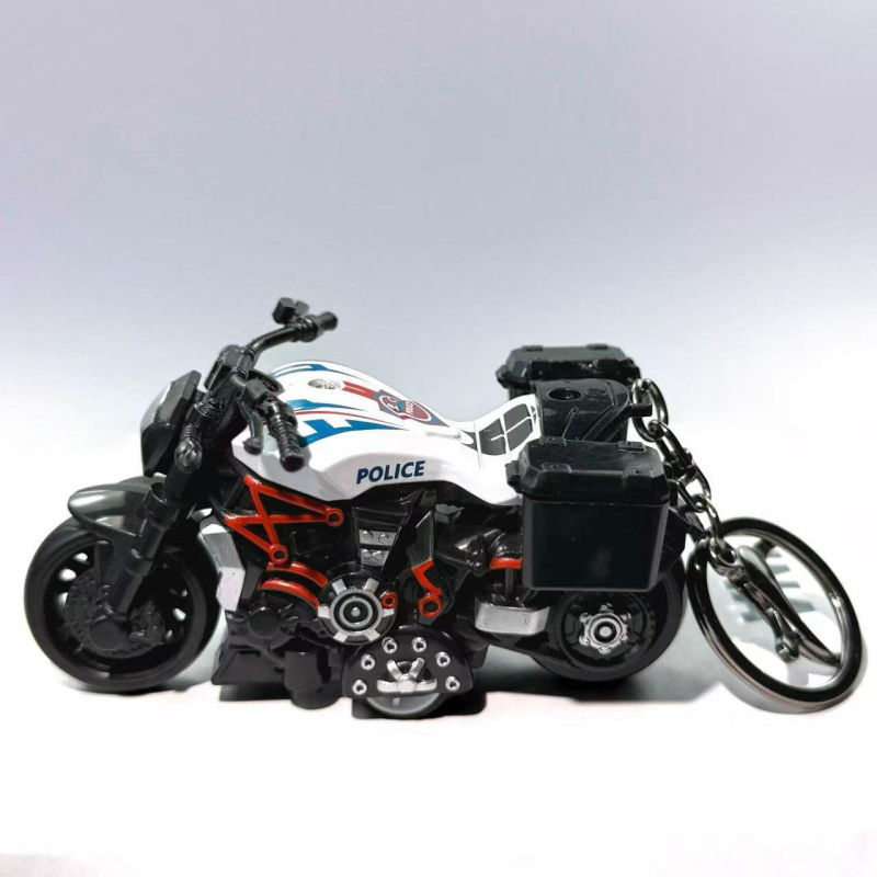 Motociklo raktų pakabukas iš lydinio, animacinio stiliaus, traukimo atgal mechanizmas, prekės kodas Glx-1-025, atskirai įpakuotas