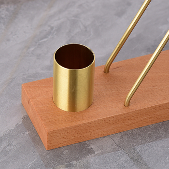 Drevený zvislý zásobník na servítky, štvorcový tvar, povrch s elektroplatingovou úpravou, moderný minimalistický štýl, možnosť súkromnej značky