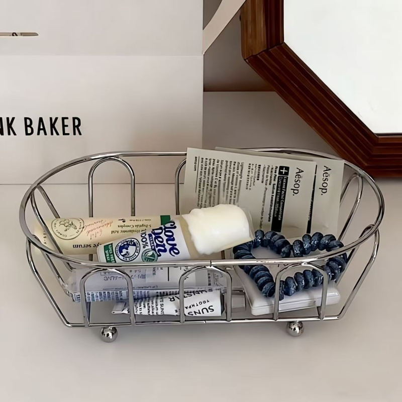 Skladišna košarica — japanskog stila minimalistička željezna odvodna košarica; Materijal: željezo; Model: mini željezna košarica; Stil: moderni minimalizam; Pogodno za kozmetiku, nakit, daljinske upravljače, voće i povrće