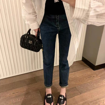 Dāmas ādas sandales ar bieza gumijas zoles, sprādzes siksna, brīvā stila; vamp: liellopa āda; iekšējā odere: mikrošķiedra; zīmols: Meiku sweetheart