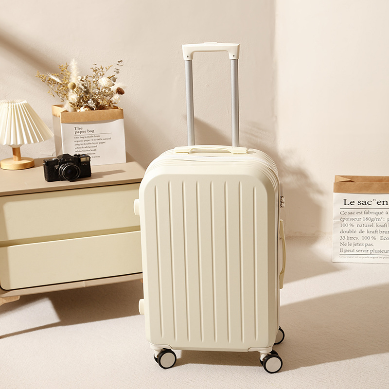 Reisikohver universalsete ratastega, ABS+PC korpus, kaal 3 kg, tõmbluku avamine, triibuline muster, polüestri vooder, tavaline kombineeritud lukk (ABS+PC materjal, 3 kg, tõmblukk avamine, universaalsed rattad, tavaline kombineeritud lukk)