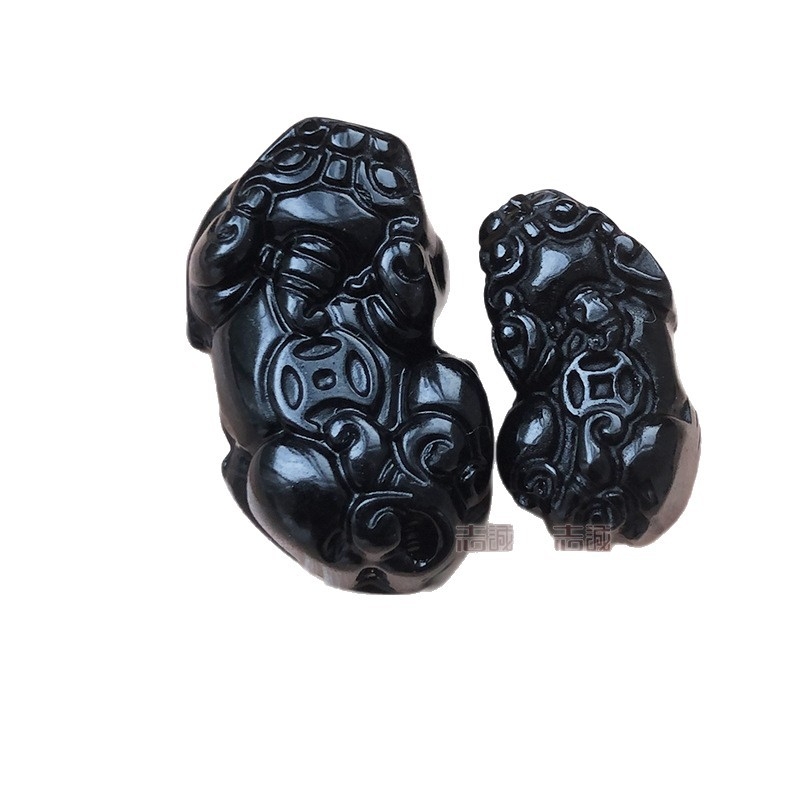 Pulēta obsidiāna Pixiu ādas rokassprādze — Materiāls: obsidiāns; Forma: dzīvnieks/zodiaks (Pixiu); Apstrāde: pulēšana; Siksna: āda; Stils: ķīniešu retro