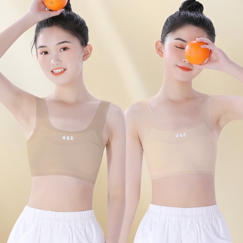 Meitenēm paredzēts apakšveļas komplekts attīstības periodam: bez piedurknēm krekliņš un treniņu krūšturis, neilona/elastāna maisījums 60%/40%, drošības līmenis A, bērniem no 8 gadiem, vasara 2025