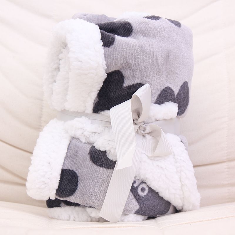 Kojoms dengiantis pledas, koralinis flanelė pledas, nailono pluoštas, 5000 g ir daugiau, žiemai, sintetinis pledas