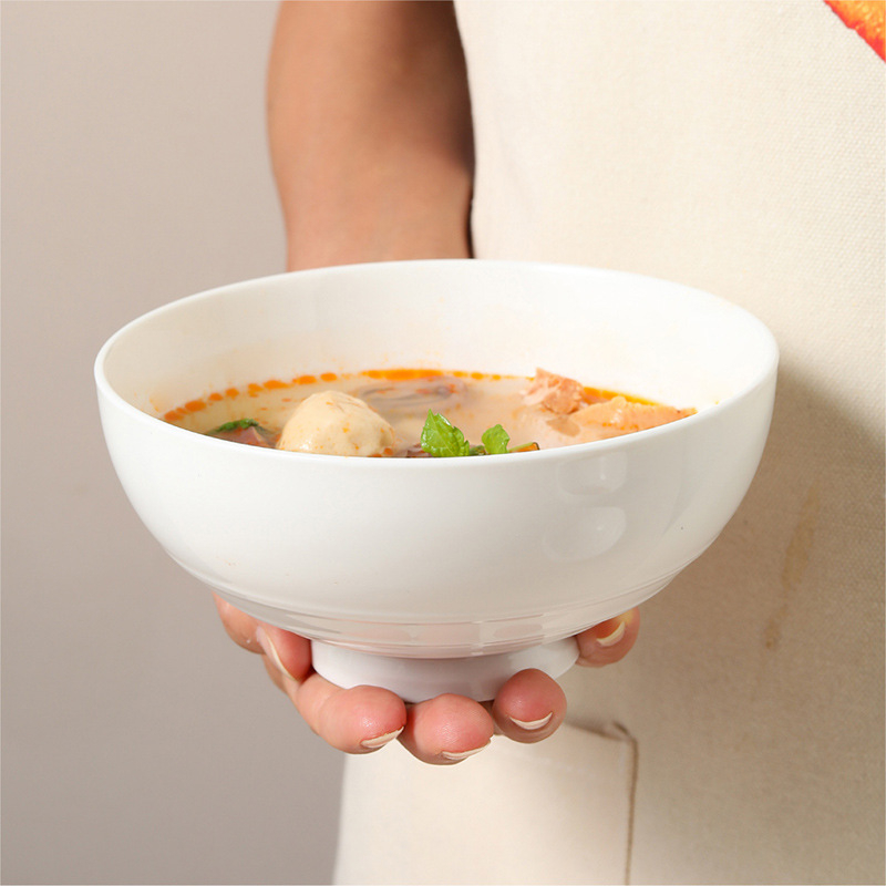 Japonų stiliaus porceleninė dubenėlis sriubai, ryžiams ir makaronams; tinkamas mikrobangoms; underglaze apdaila; apvalus kontūras; šiuolaikinis minimalistinis stilius