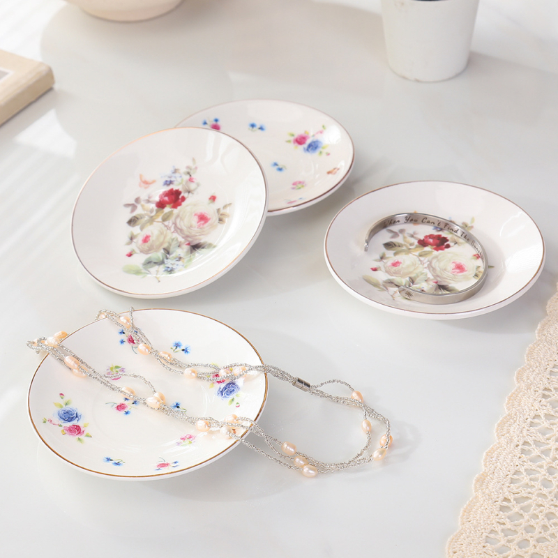 Keramická okrúhla platňa – kvetinový vzor, retro štýl, mikrovlnná bezpečnosť, tanier na šperky a mydlo