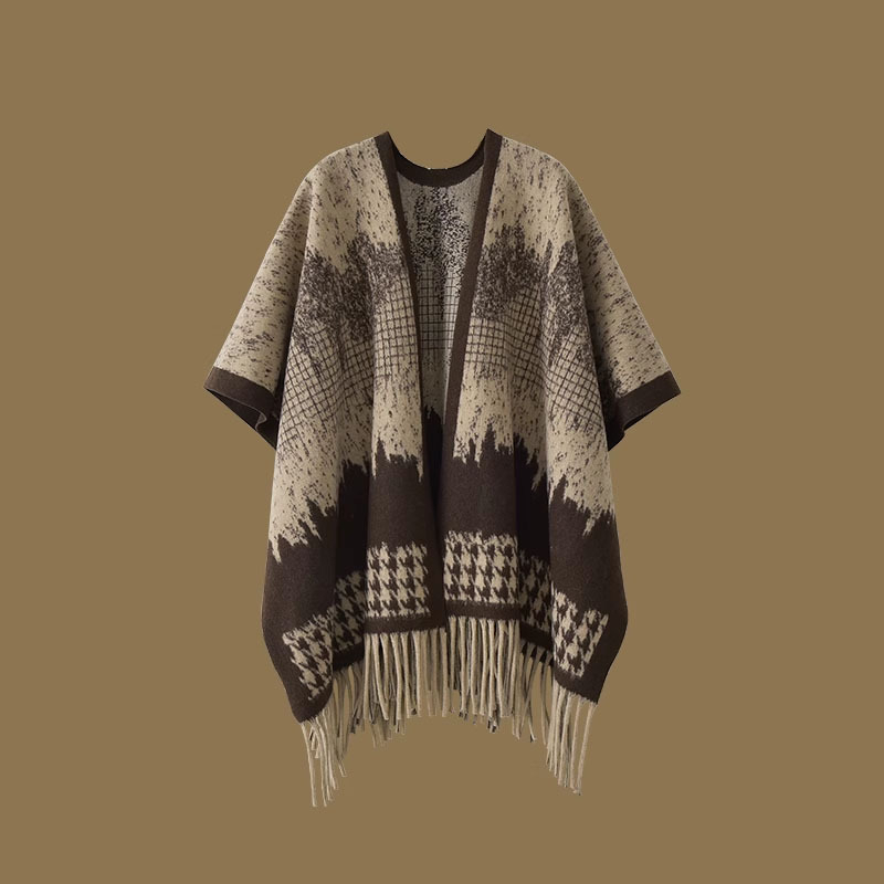 Sievietēm šalle-pelerīna no mākslīgā kašmīra, moderns stils, totem motīvs, adīta