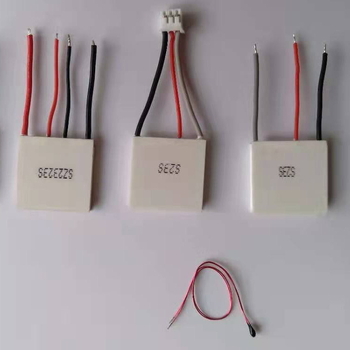 Kompakt félvezető hűtő–fűtő modul beépített hőmérséklet-szabályozó érzékelővel vagy NTC termoszenzorral — modellek S12A, S15S, S20S, S23S, S30S, S40S