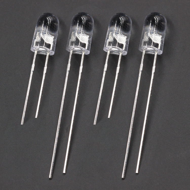 Perle LED F5/5mm, cap rotund transparent, flash multicolor rapid și lent, flux luminos 2000–3000 lm (20 mA; 1.8–2.2 V; 0.06 W; CRI 80–90)