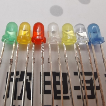 Bead LED cu priză, portocaliu, cap rotund 3.0 mm, tensiune de funcționare 2.0 V, curent 20 mA, lungime de undă 600–610 nm, fascicul 30°, cip San'an