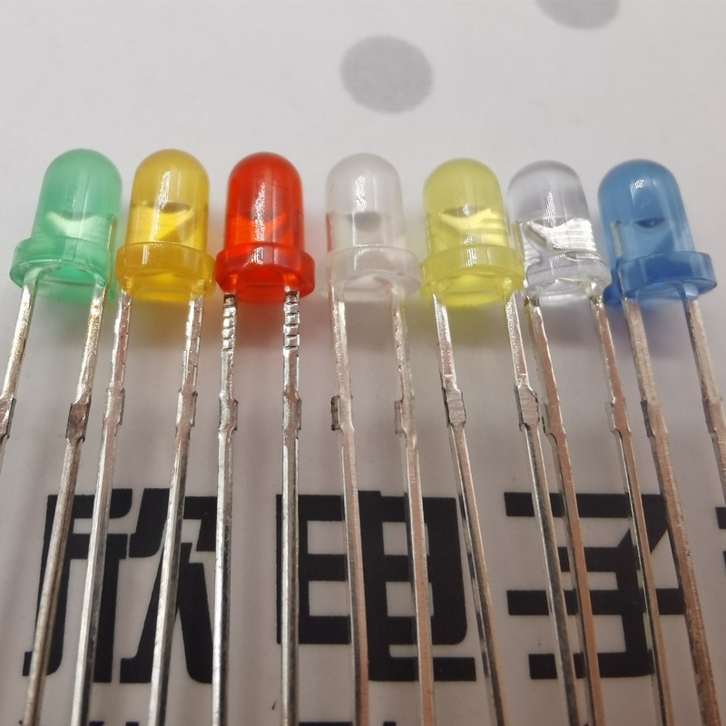 Bead LED cu priză, portocaliu, cap rotund 3.0 mm, tensiune de funcționare 2.0 V, curent 20 mA, lungime de undă 600–610 nm, fascicul 30°, cip San'an