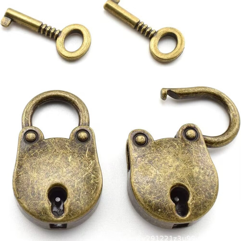 Yunchang medve alakú cinkötvözet lakat, retro karikatúra stílusú, táskákhoz, 21 g, logó nyomtatva