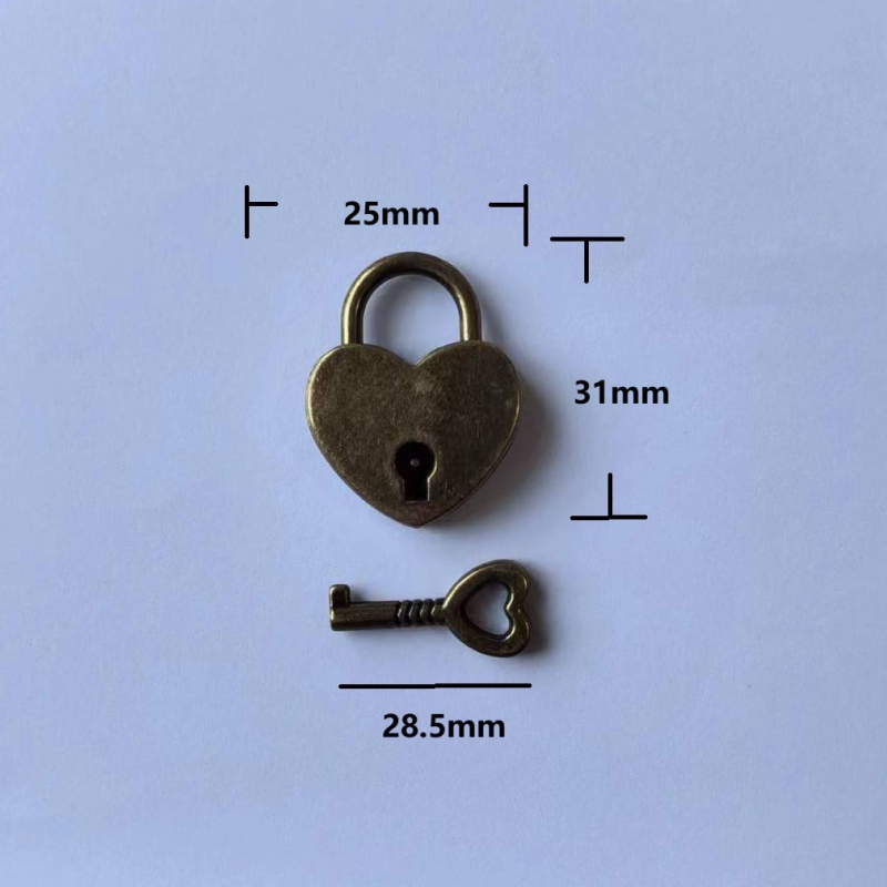 Yunchang medve alakú cinkötvözet lakat, retro karikatúra stílusú, táskákhoz, 21 g, logó nyomtatva