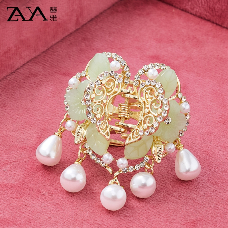 Juukseklips pitsiga, antiikne stiil, tsinksegul sulamisis, õliviimistlus