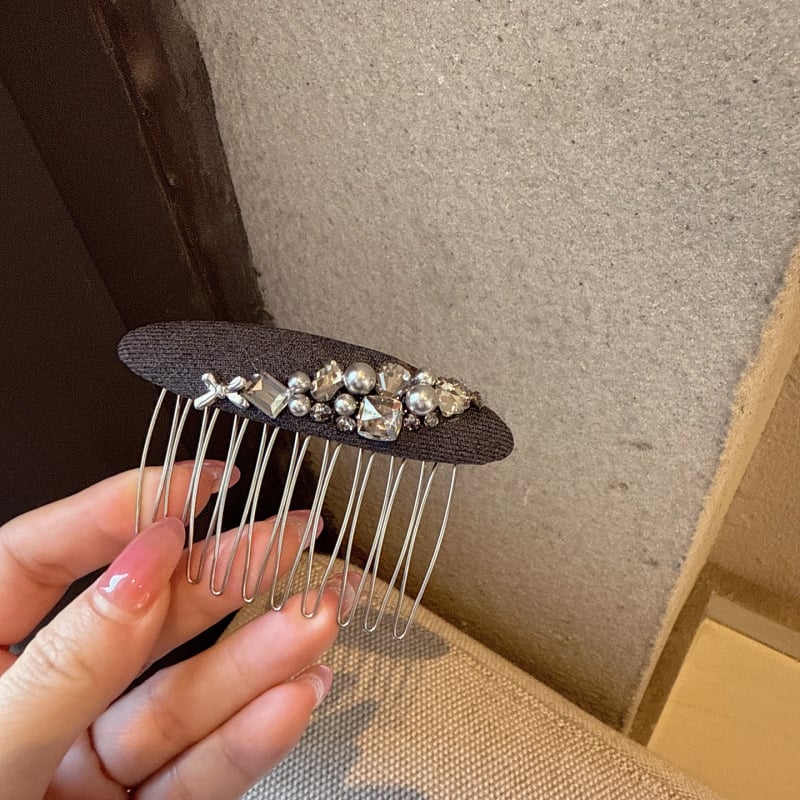 Invertuotas dizainas plaukų šukoms su kristalais – nacionalinis ir senovinis stilius, moterų galvos aksesuaras, diamantinis apdirbimas, ruduo 2025