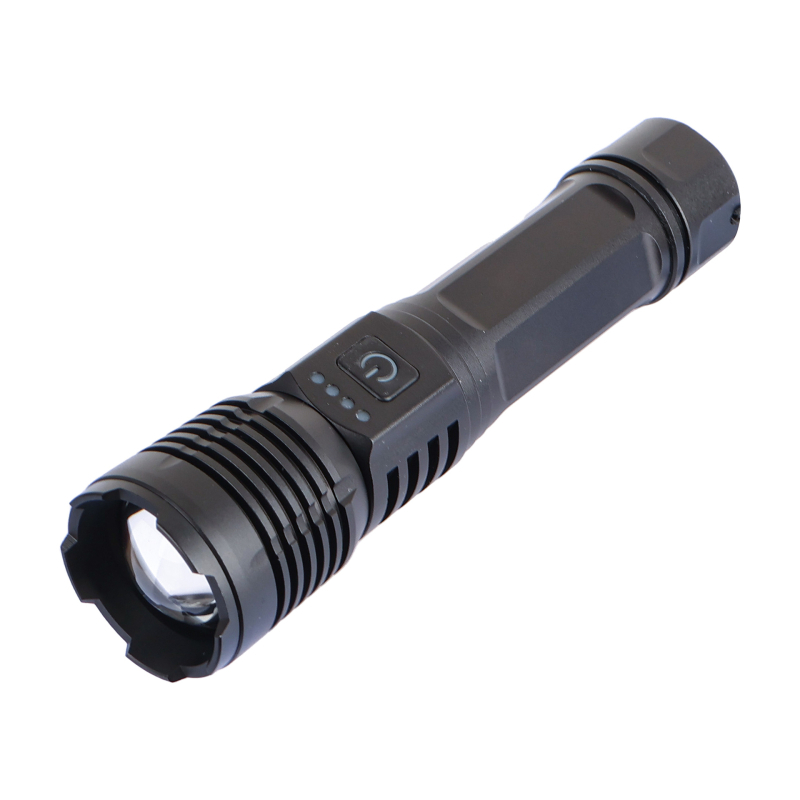 Φορτιζόμενος LED φακός P50 με εμβέλεια άνω των 500 m, μπαταρία 4000mAh, ισχύς 10W, σώμα από κράμα αλουμινίου