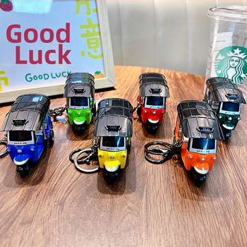 Raktų pakabukas – akrilinis karikatūrinis triciklo modelis Huili, Wo'an