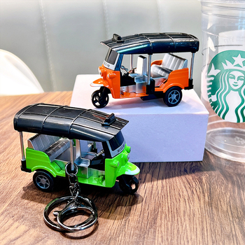 Raktų pakabukas – akrilinis karikatūrinis triciklo modelis Huili, Wo'an