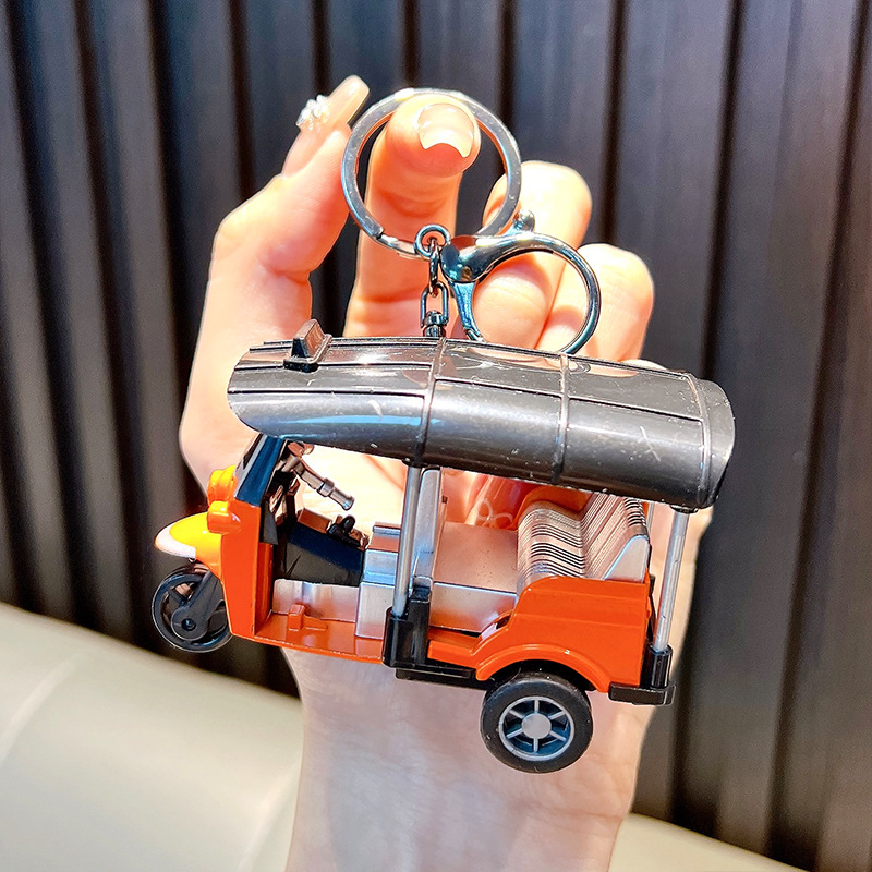 Raktų pakabukas – akrilinis karikatūrinis triciklo modelis Huili, Wo'an