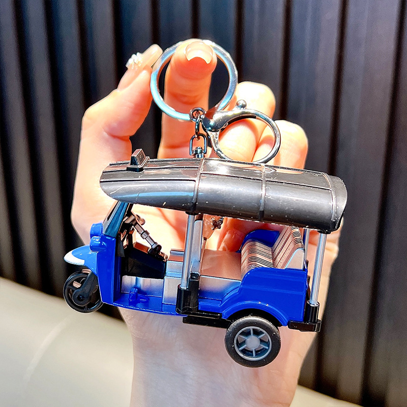 Raktų pakabukas – akrilinis karikatūrinis triciklo modelis Huili, Wo'an