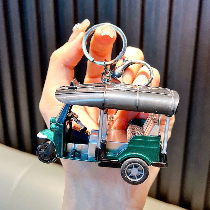 Raktų pakabukas – akrilinis karikatūrinis triciklo modelis Huili, Wo'an