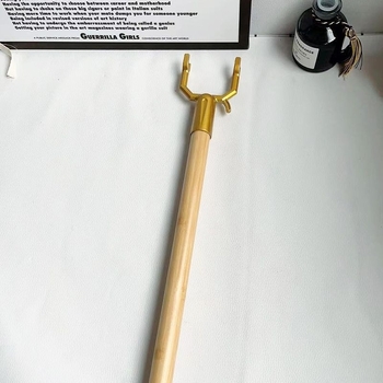 Drabužių džiovinimo lazda iš bambuko ir medienos, namų naudojimui, šiuolaikinio minimalistinio stiliaus, išleista 2023, Medžiaga: Kita