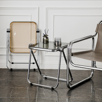 Πτυσσόμενη διαφανής ακρυλική πλευρική τραπεζάκι με μεταλλικό σκελετό και τετράγωνες γωνίες