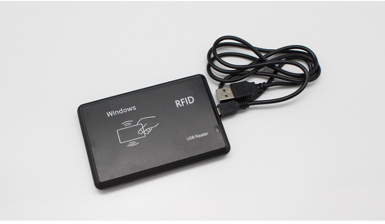 Bezkontaktis IC/M1 kortelių skaitytuvas, 13,56 MHz, nuskaitymo laikas 0,1 s, jutiklio diapazonas 3–10 cm