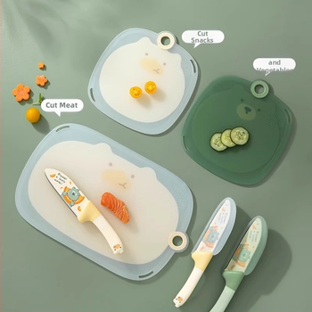 Pjaustymo lenta - neslidžia, pelėsiais atspari, iš plastiko, namų naudojimui