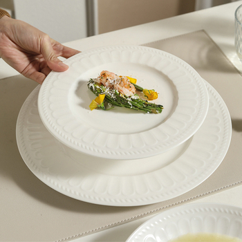 Mu yun porcelninė vakarų patiekalų lėkštė, apvalios formos, vientisas raštas, po glazūra spalvų užbaigimas, modernus paprastas stilius