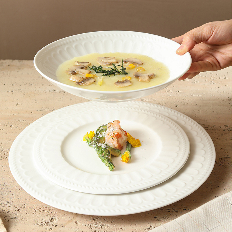 Mu yun porcelninė vakarų patiekalų lėkštė, apvalios formos, vientisas raštas, po glazūra spalvų užbaigimas, modernus paprastas stilius