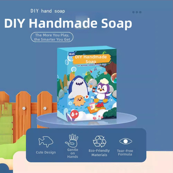 Rankų darbo muilas su vandenynų tema ir animacinių gyvūnų figūrėlėmis vaikams (3–6 m.) | Pakuotė: popierinė dėžutė | Prisitaikoma pagal piešinius