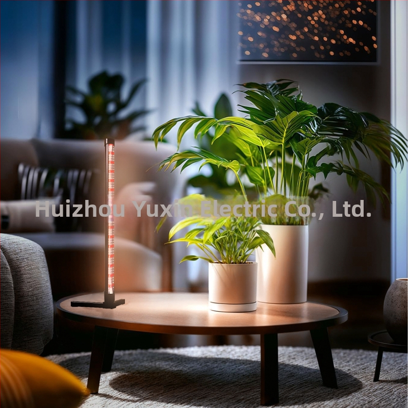 Pilno spektro vidaus augalų lempute su aliuminio korpusu, 85 LED, 1000 lm, IP44, 12V įėjimas