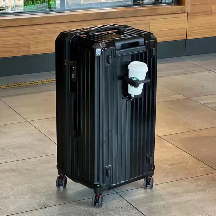 Reisi kohver ABS/PC materjalist, suur maht, universaalsed rattad, latch-tüüpi sulgumine, antibakteriaalne ja vargusvastane kaitse