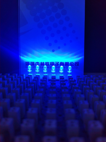 3.0mm mărgele LED, 20mA, 2.8-3.4V, 0.06W, 460-475nm, cip Sanan