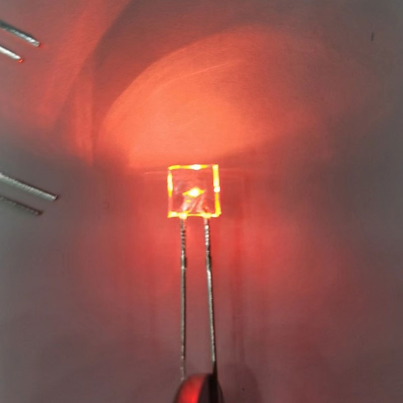 Perle LED fără electrozi, în linie, bi-color, cip Cree, substrat de fier, 20 mA la 1.8–3.4 V