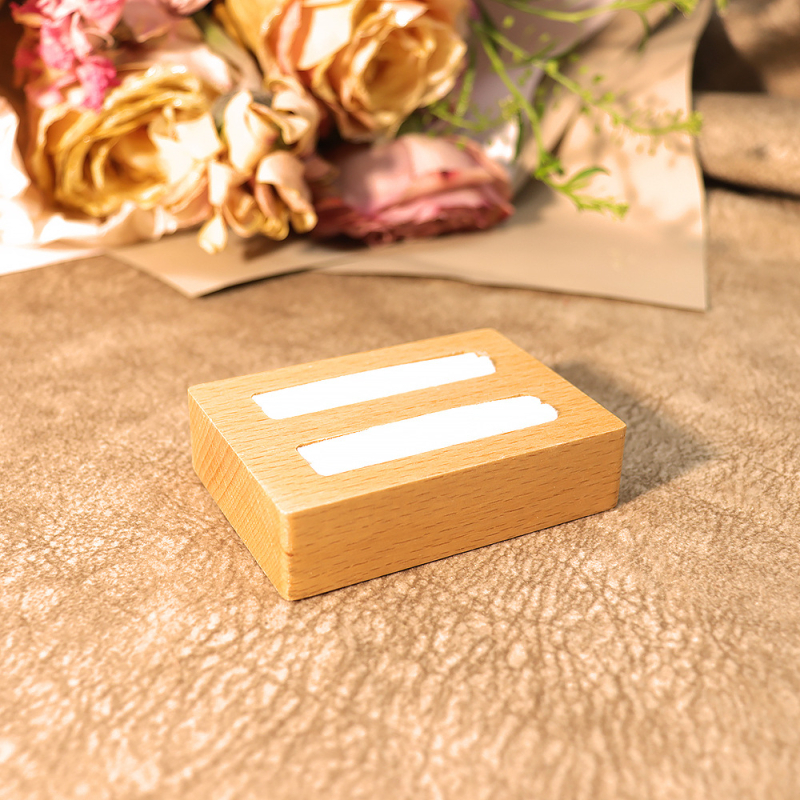 Podložak za prstenje od bukovog drveta, dva odjeljka, bez poklopca, kutija za nakit