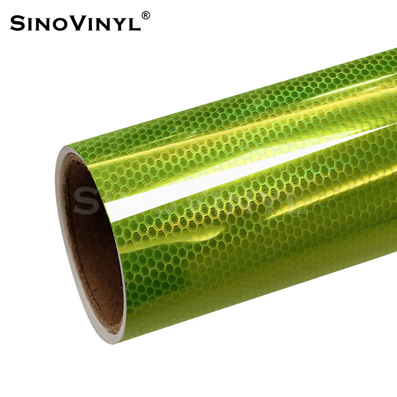 Automašīnas lukturu filma (PVC, 0,12 mm biezums, 90% gaismas caurlaidība, UV aizsardzība 90%, siltuma izolācija 80%)