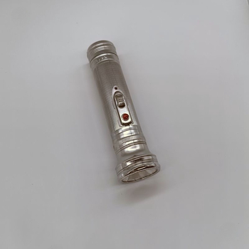 Φανάρι χειρός σε μεταλλικό περίβλημα παλιού στυλ • LED chip AILEYX • Φωτεινότητα κάτω από 100 lm • Βάρος 20 g • Μοντέλο SJ1001835737