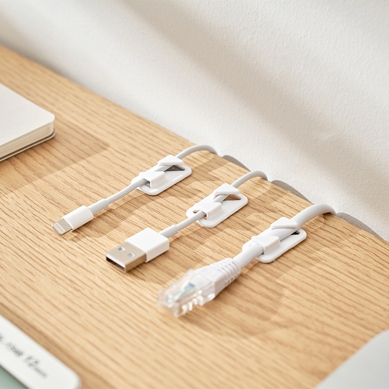 KM organizator de cabluri din plastic, autoadeziv, fără găuri, transparent, pentru cabluri optice și de rețea, stil japonez, potrivit pentru birou, dormitor și sufragerie