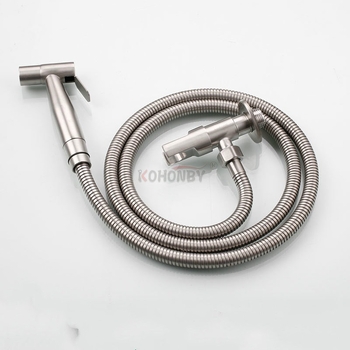 304 roostevabast terasest kolmnurkventiiliga WC-dušikomplekt, peidetud paigaldus, mudel SK-8811