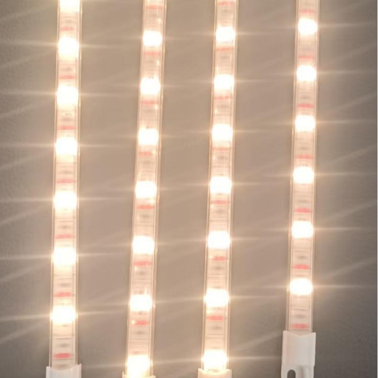 Integruota LED augimo šviesa augalams šiltnamiui – 40 LED, 3000 lm, IP66, 220V, 6500K