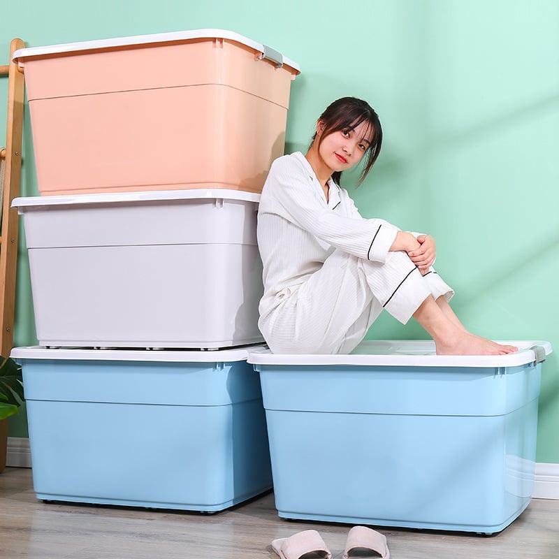 Cutie de depozitare din plastic, capacitate mare pentru casă și dormitor, organizator pentru haine și jucării; PP plastic; 200–250 L; cu roți și mâner de transport; rezistent la apă și praf