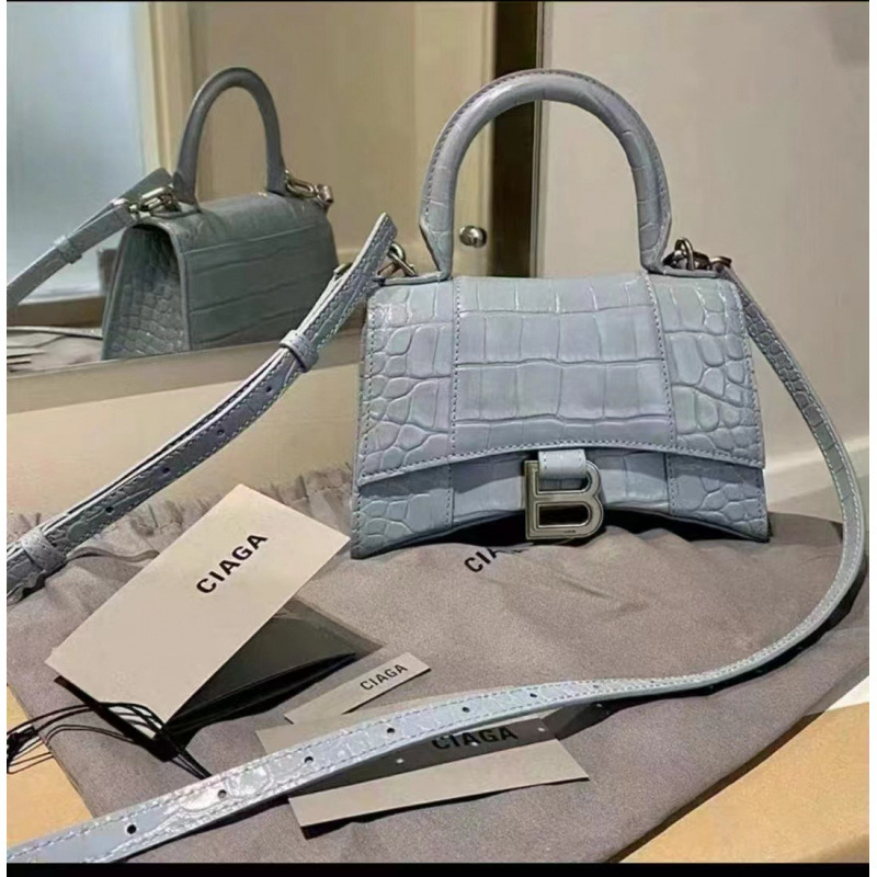 Torba za pazuh u urbanom stilu, PU materijal, vodoravni kvadratni oblik, podstava od sintetičke kože, zatvarač s kapom