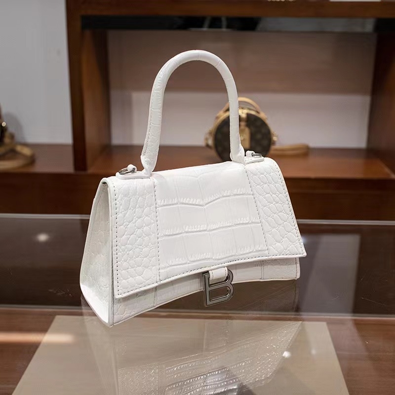 Torba za pazuh u urbanom stilu, PU materijal, vodoravni kvadratni oblik, podstava od sintetičke kože, zatvarač s kapom