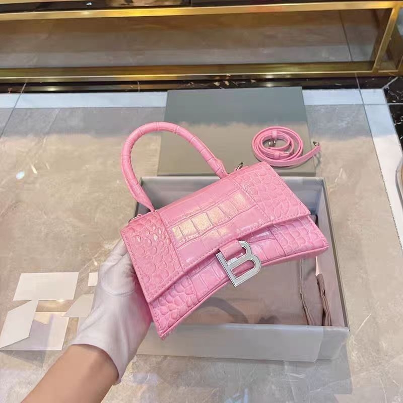 Torba za pazuh u urbanom stilu, PU materijal, vodoravni kvadratni oblik, podstava od sintetičke kože, zatvarač s kapom