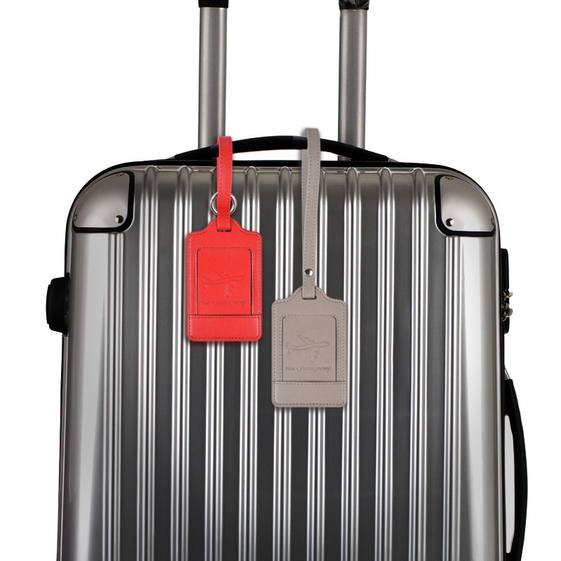 Ετικέτα αποσκευών από τη Changsheng Leather, PU δέρμα, ανθεκτικό στη φθορά, χειροποίητη κατασκευή με ραφή και επεξεργασία με λάδι, Άνοιξη 2022.