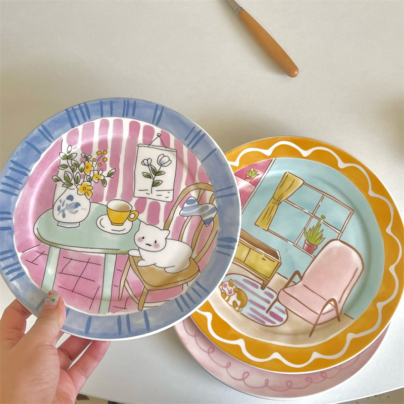 Keraminė apvali lėkštė su karikatūrų raštu, glazūruotas paviršius, mikrobangų krosnelė tinkama