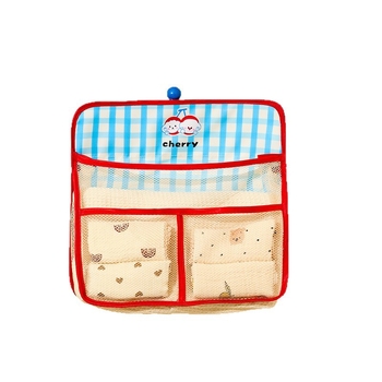 AZ77 Karājama uzglabāšanas soma ar daudzslāņu caurspīdīgiem nodalījumiem intīmiem un zeķēm, plakana forma, materiāli: twill + siets + PP