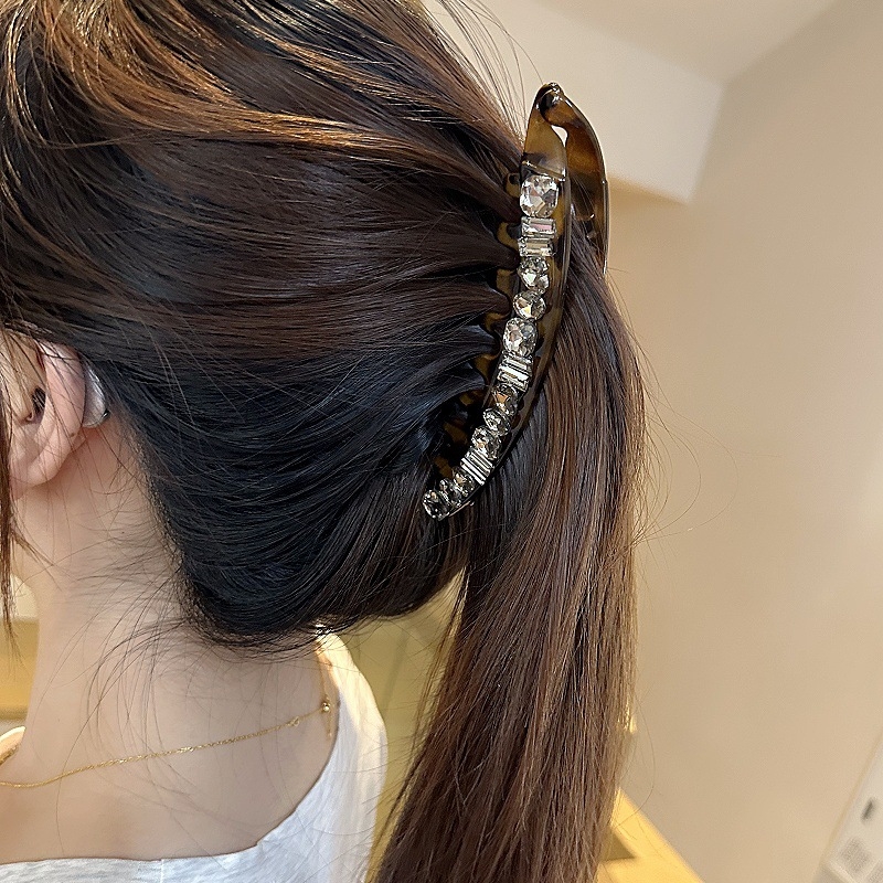 Banaanijuukseklips – kunstlikud kristallid, käsitöö, peakatte aksessuaar, suvi 2024